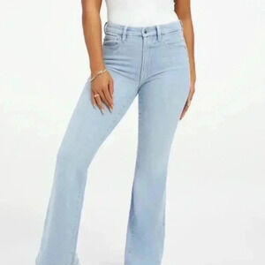 Good American Sky Blue Wide Leg Jeans

THESE ARE SIZE 28 in PLUS size.